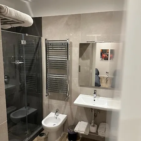 Palazzina Avallone 4* Неаполь