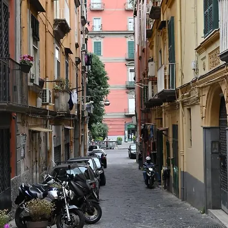 Couette-café Palazzina Avallone 4*