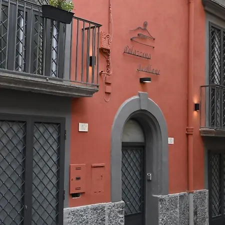 Palazzina Avallone Bed & Breakfast *