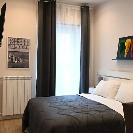 Palazzina Avallone Couette-café