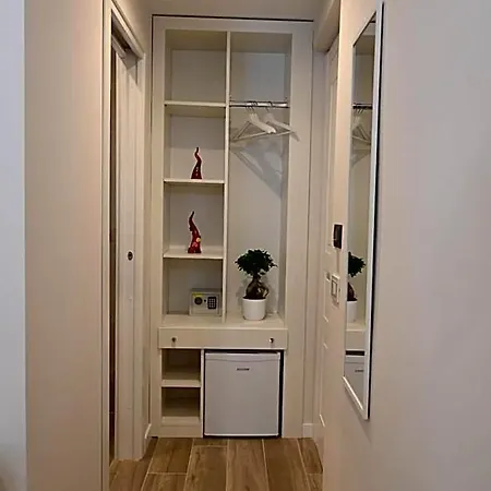 Nocleg ze śniadaniem Palazzina Avallone Neapol