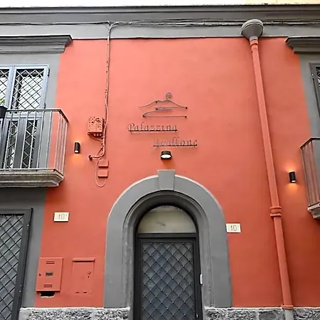 Palazzina Avallone 4* Neapol